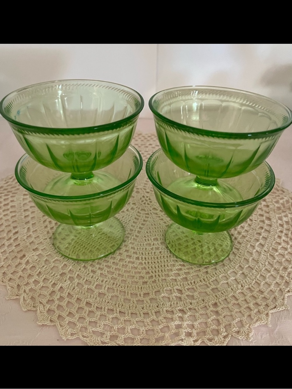 Set of 4 Uranium Glass Sherbet Cups Federal Glass Colonial Fluted Rope Green